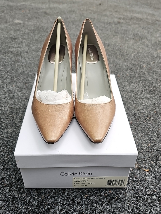 Calvin Klein Shoes - Calvin Klein Women's 7 Dolly Pearlized Metallic Nude Pointed Toe Pumps